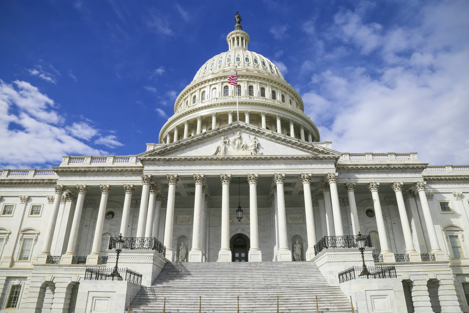 Blumenthal Releases Senate Report Detailing Tether’s Role in Iran’s Shadow Banking System