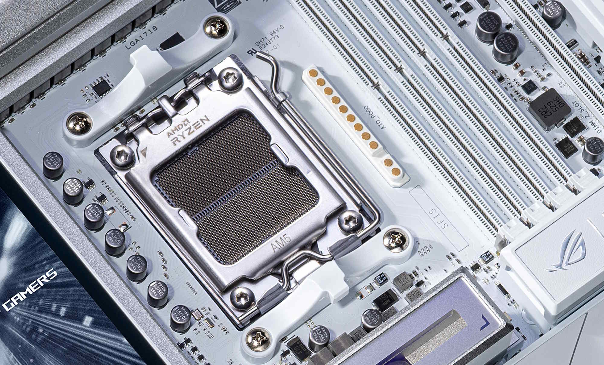 aio q-connector closeup